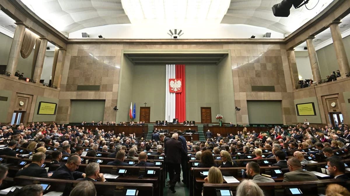 Wybór sędziów TK. "Politycy PiS dokonują politycznej parodii"