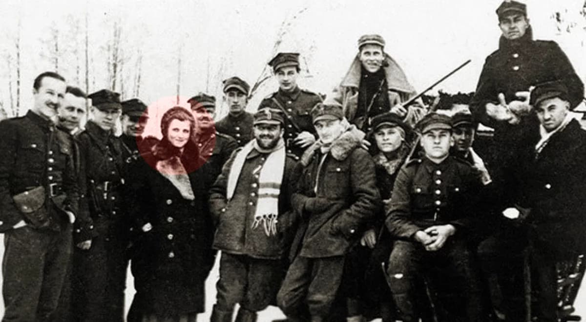 Marianna Cel. Jedyna kobieta na szlaku "Hubala"