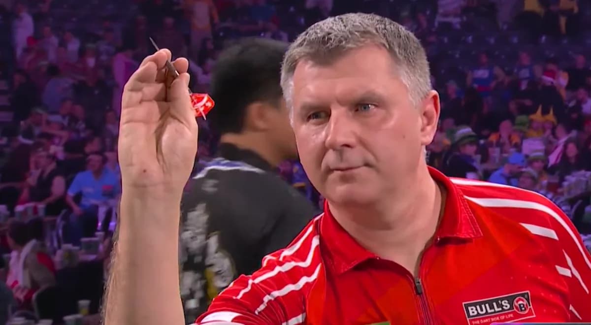 Krzysztof Ratajski pokazał moc. Polak świetnie zaczął MŚ w darcie