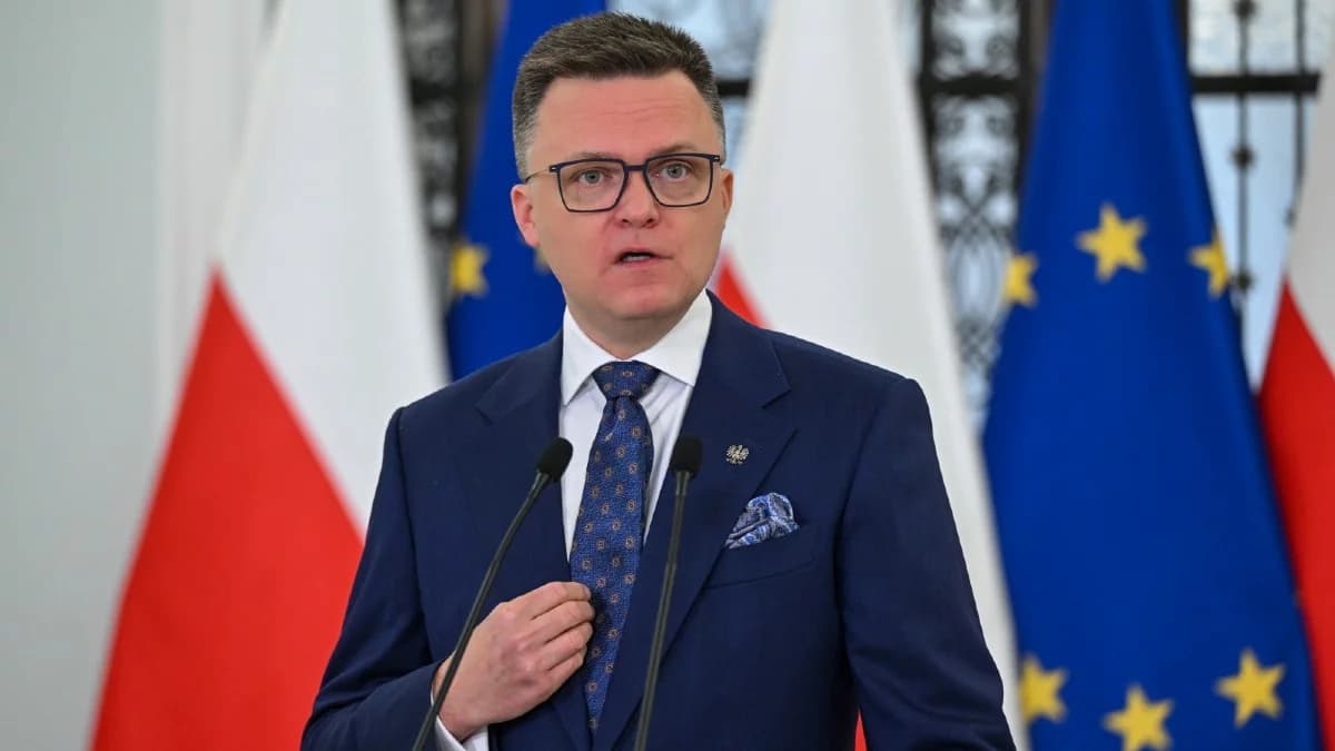 Hołownia schodzi ze sceny politycznej? "Przegrał nawet z Braunem"