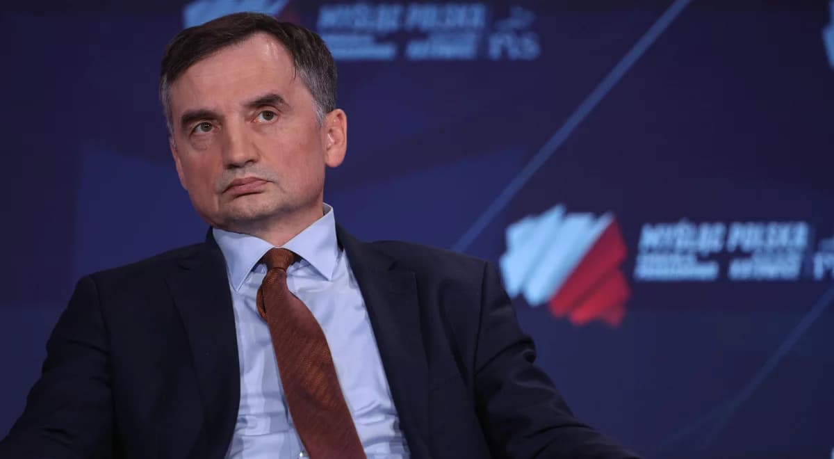 Sejm podejmie decyzję ws. Zbigniewa Ziobry. "Może przytulić się do Orbana"