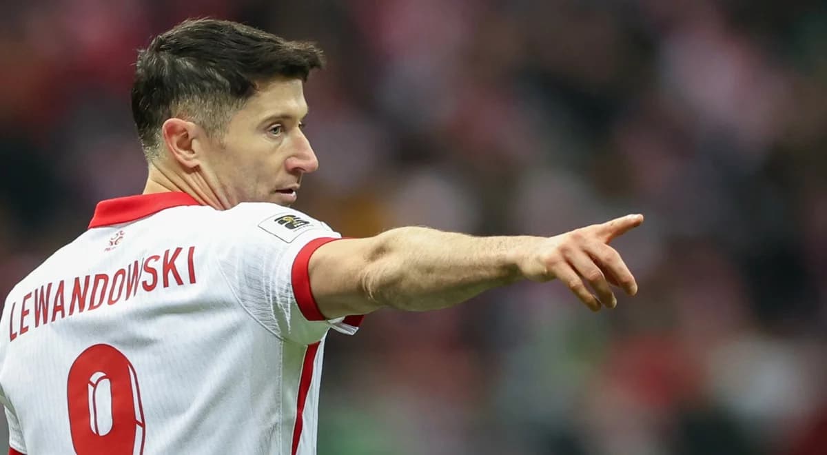 Michał Probierz zostaje, będą mediacje z Lewandowskim? Jasne stanowisko obozu gwiazdy