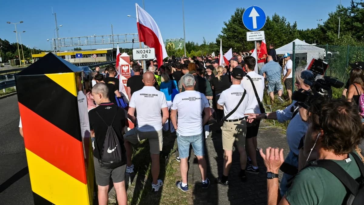 Zembaczyński: PiS wpuszczał migrantów i myślał, że robi problem Niemcom