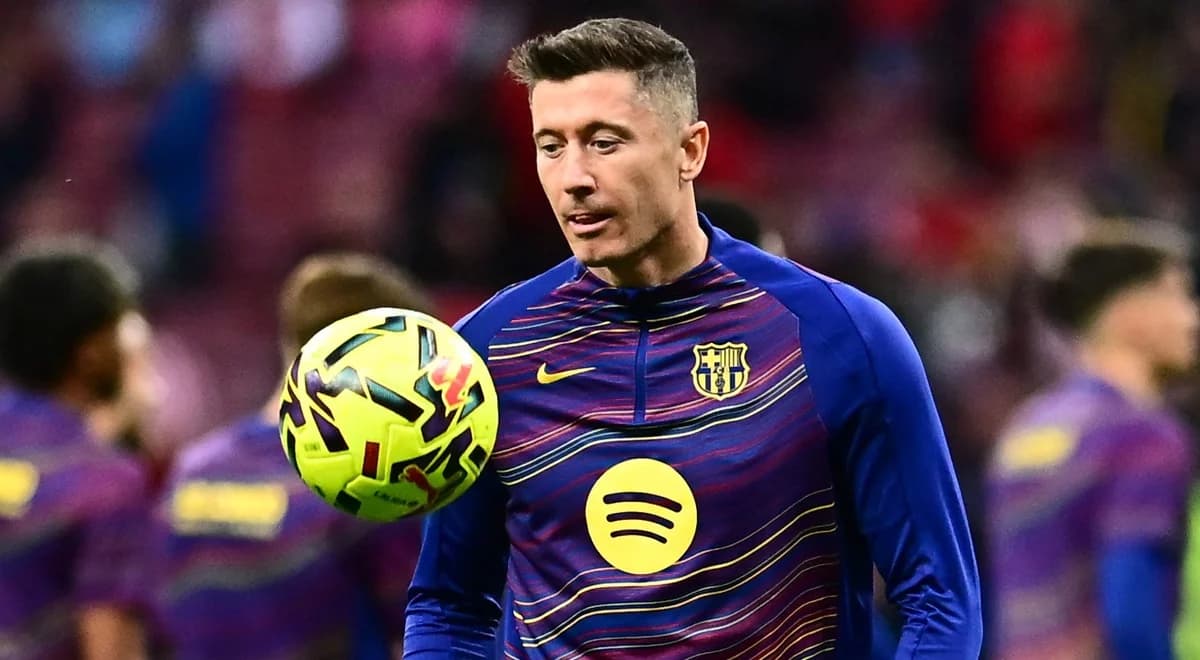 Ten kierunek Lewandowski odrzuci mimo ogromnych pieniędzy. Oto, co go "paraliżuje"