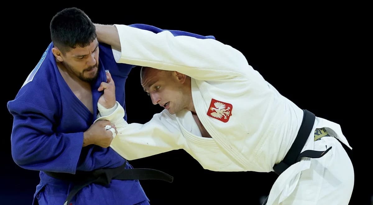 Paryż 2024. Ippon w pierwszej walce, potem stracie z mistrzem. Piotr Kuczera zatrzymany w 1/8 finału