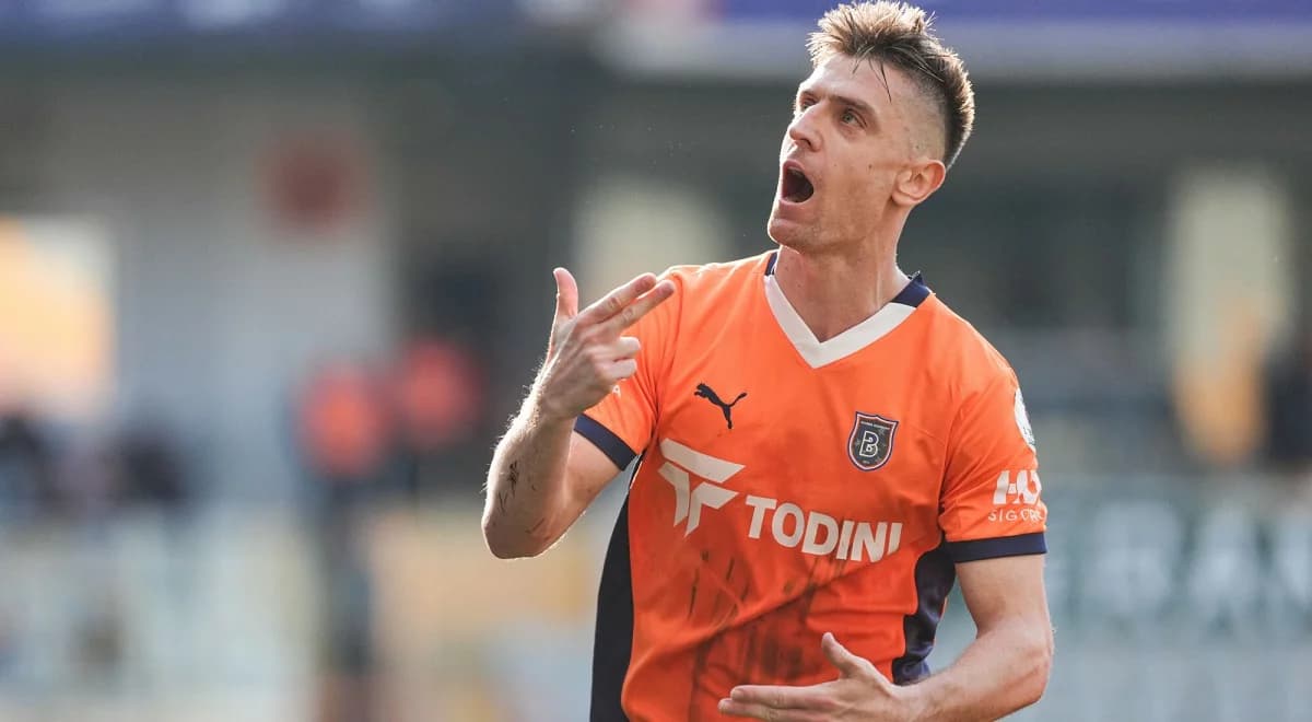 Przełamanie Krzysztofa Piątka! Gol Polaka dał trzy punkty Basaksehirowi