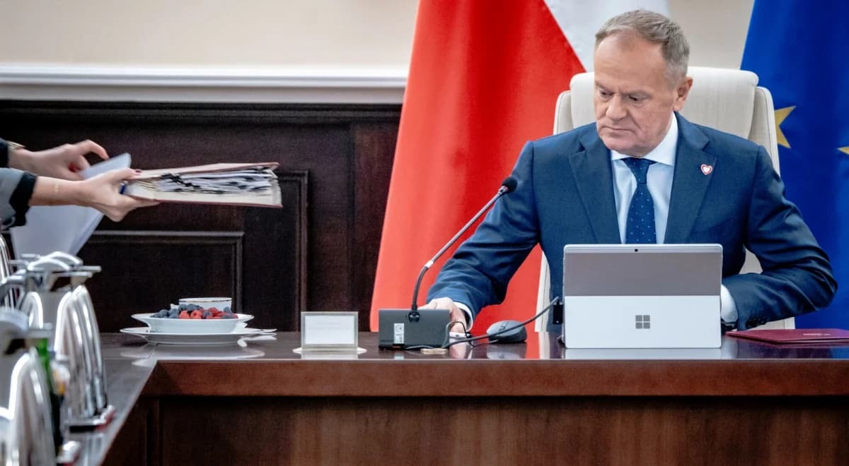 Przyszłość rządowej koalicji. "Nie ma chętnych, żeby łódkę wywracać"