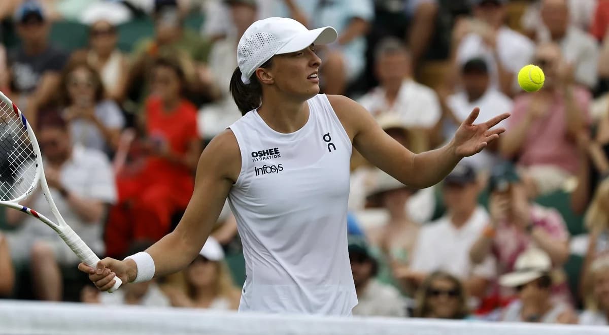 Tennis: Poland’s Świątek through to 2nd round of Wimbledon
