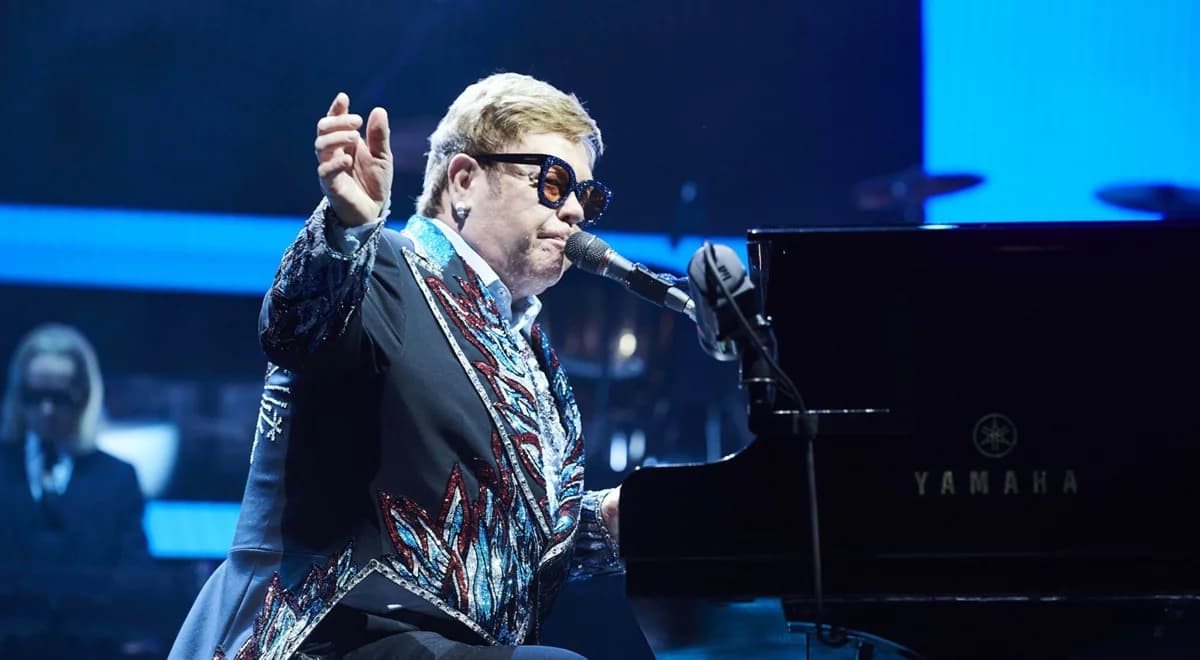 "Po raz pierwszy w życiu zacząłem od melodii". Elton John zapowiada nową płytę