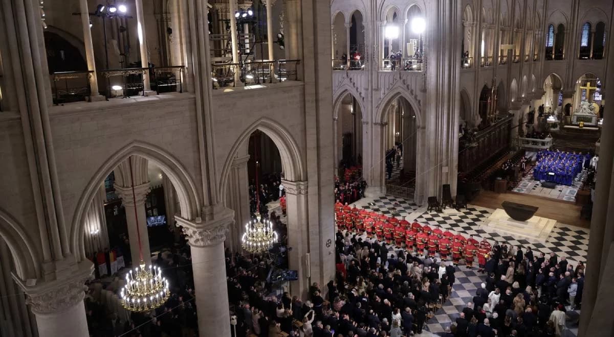 Katedra Notre Dame odbudowana. "Refleksja nad tożsamością Francji"