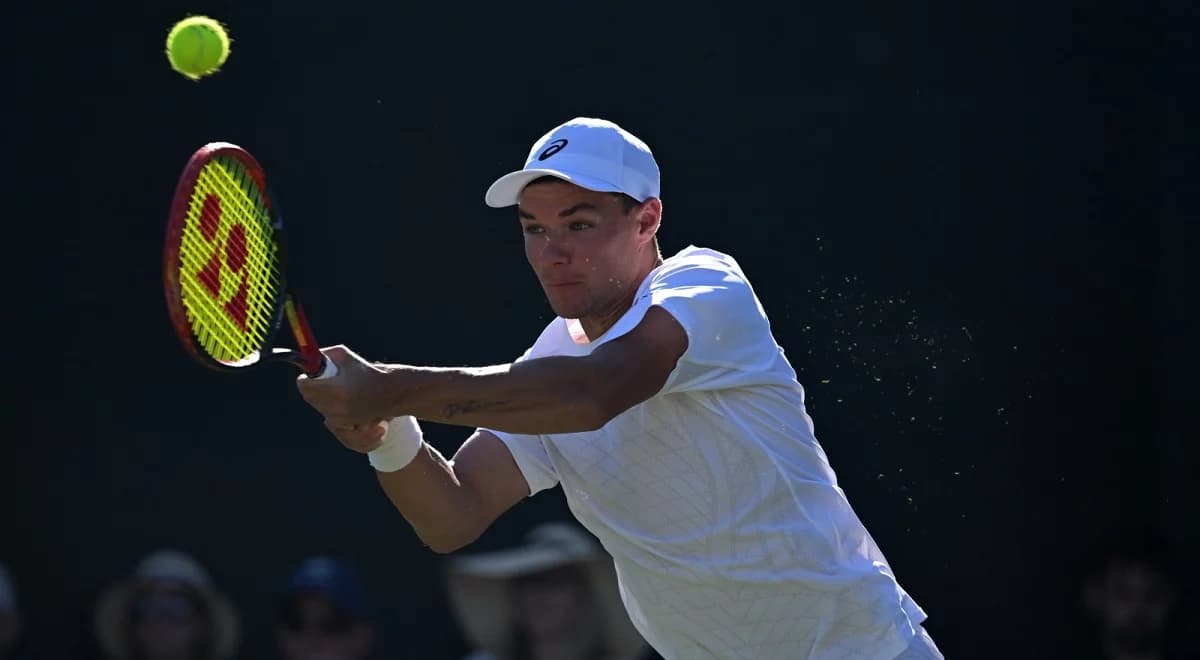 Tennis: Poland's Majchrzak stuns Italy's Berrettini at Wimbledon