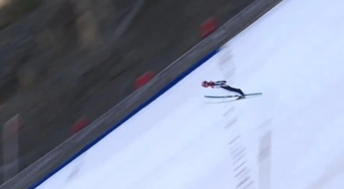 Biła rekord za rekordem! Tak Anna Twardosz latała na mamucie w Vikersund