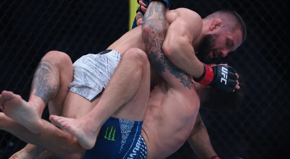 Spektakularne zwycięstwo Gamrota na UFC. Polak wygrał przed czasem