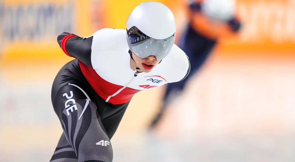 Poland's Semirunniy wins bronze at world all-round speed skating championships