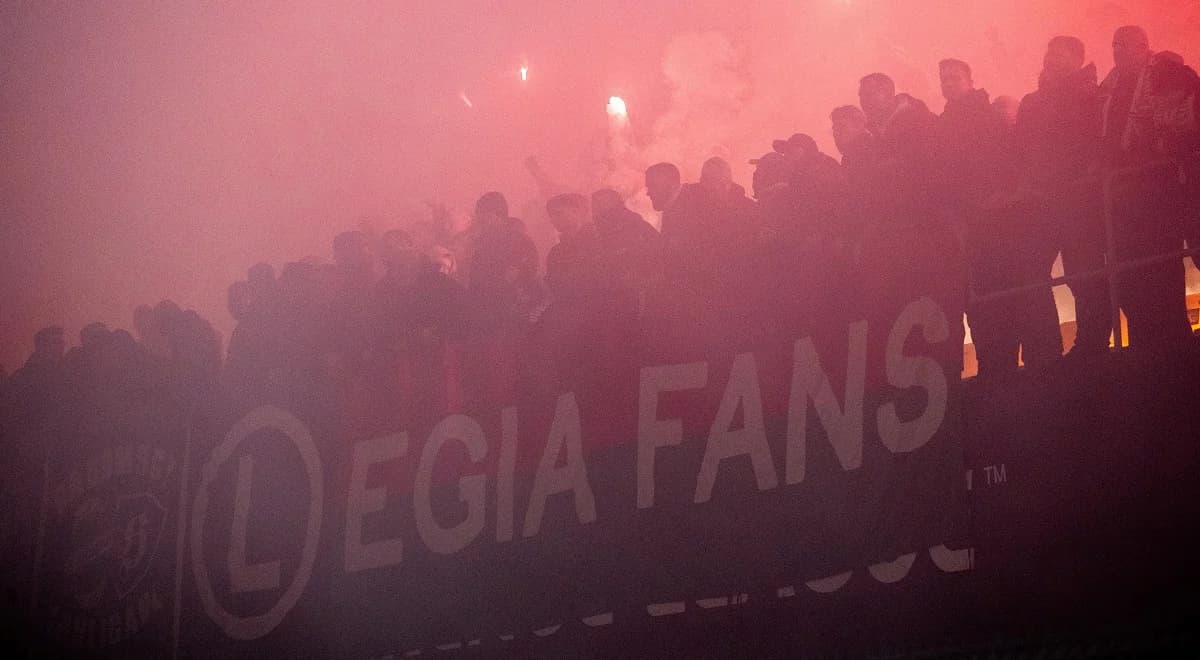Kibice Legii zatrzymani w Erywaniu. "Wojskowi" rozczarowali nie tylko na boisku