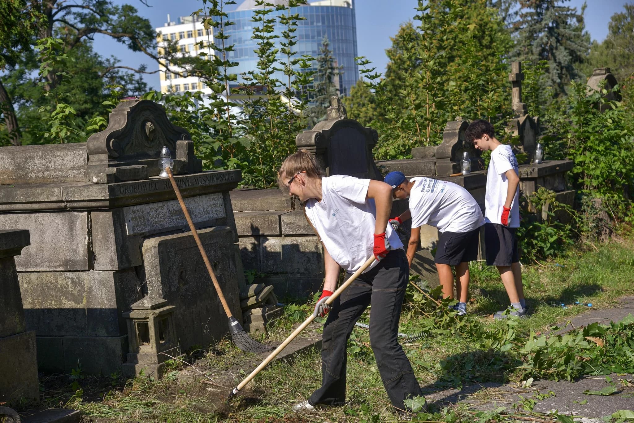 Lwowskie nekropolie – ocalanie polskiej pamięci