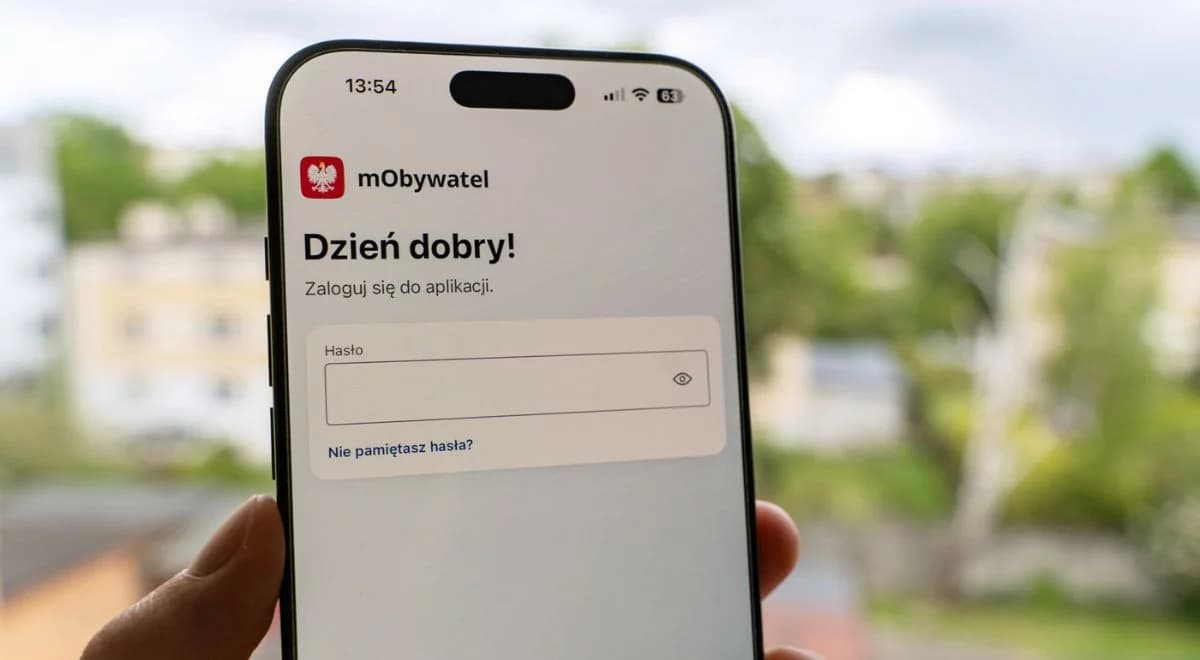 Ruszyły zapisy na szkolenia wojskowe. Jak zapisać się przez mObywatela?