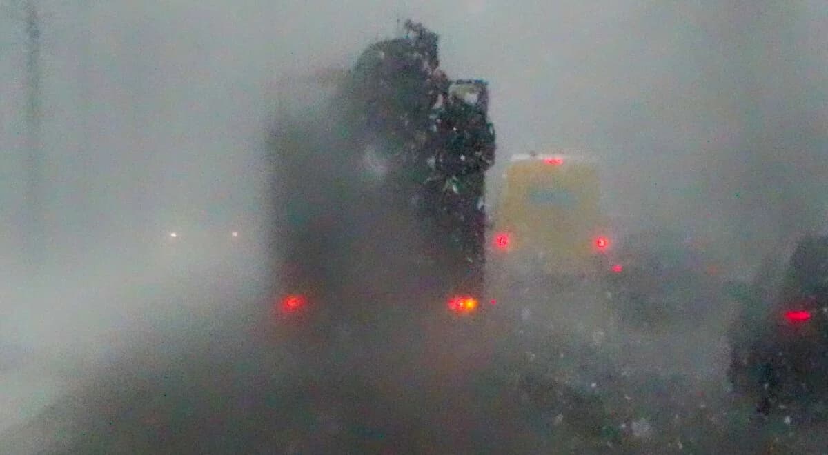 W te regiony uderzy potężna nawałnica i śnieg. Meteorolodzy pokazali animację