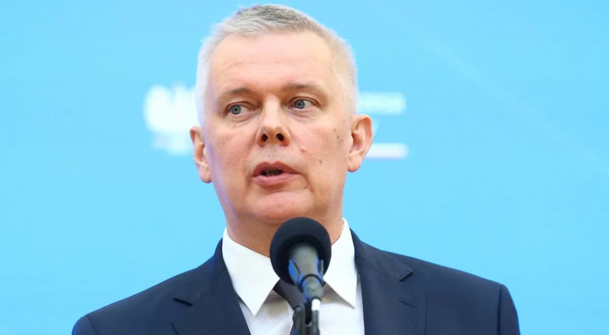 Siemoniak: wiceszef ABW z czasów PiS dyscyplinarnie wydalony ze służby