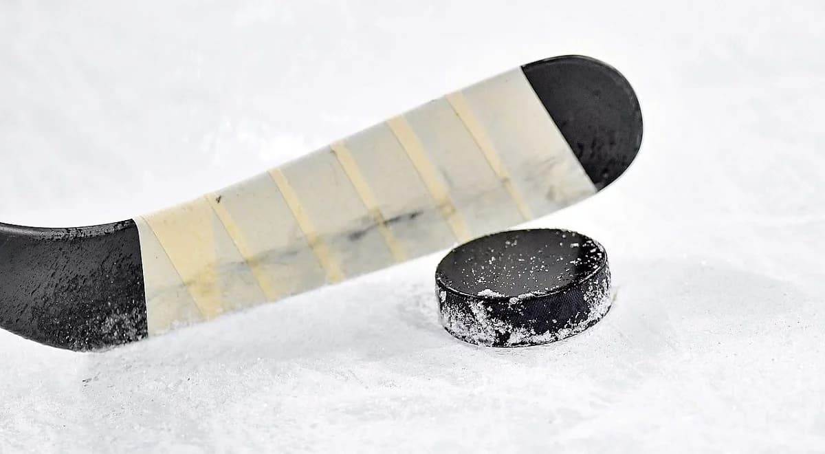 Poland fail to return to top tier of men's ice hockey