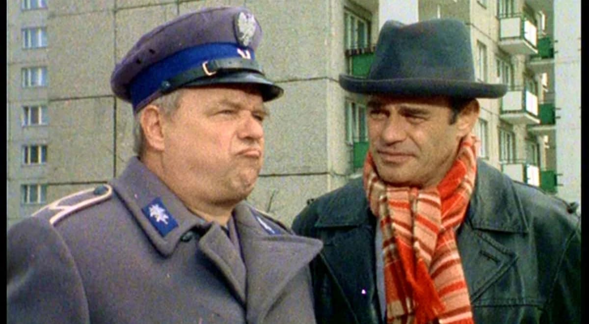 Bareja dzwoni do Jaruzelskiego, czyli stan wojenny i "Alternatywy 4"