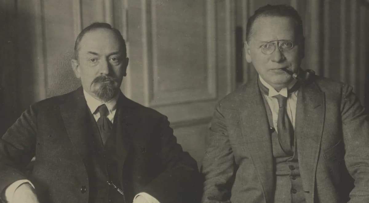 Sowiecka Rosja w piórach gołąbka pokoju. Deklaracja o wyrzeczeniu się wojny