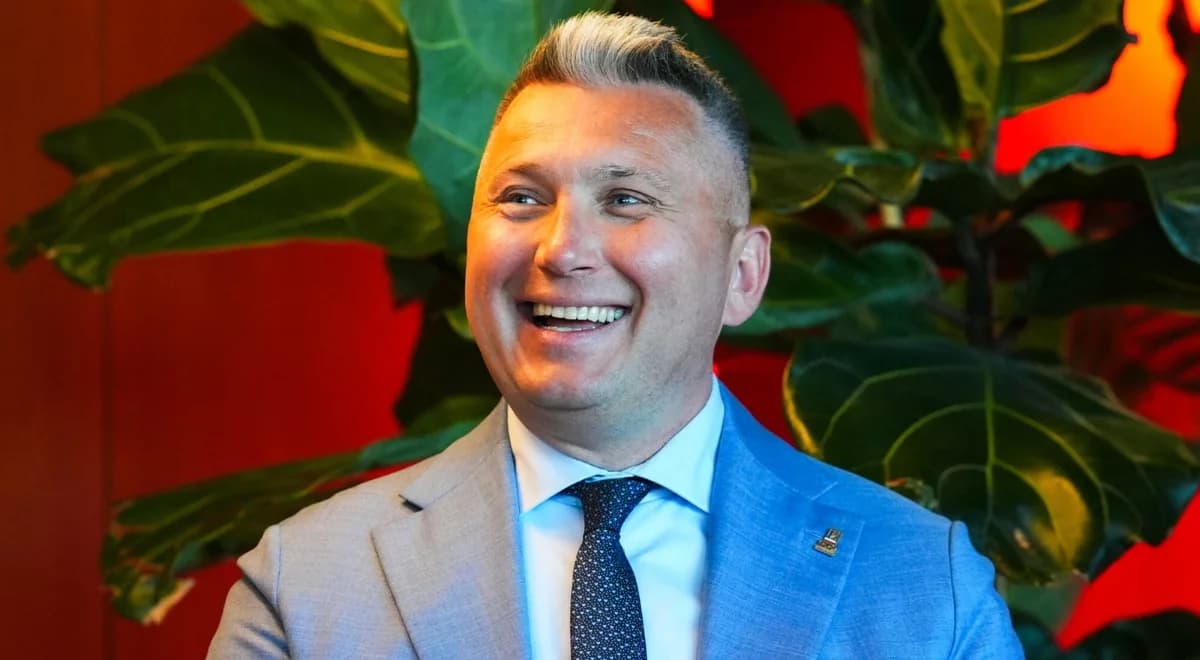 Olimpijczycy wciąż bez pieniędzy, a Piesiewicz dostał podwyżkę. Tyle będzie zarabiał