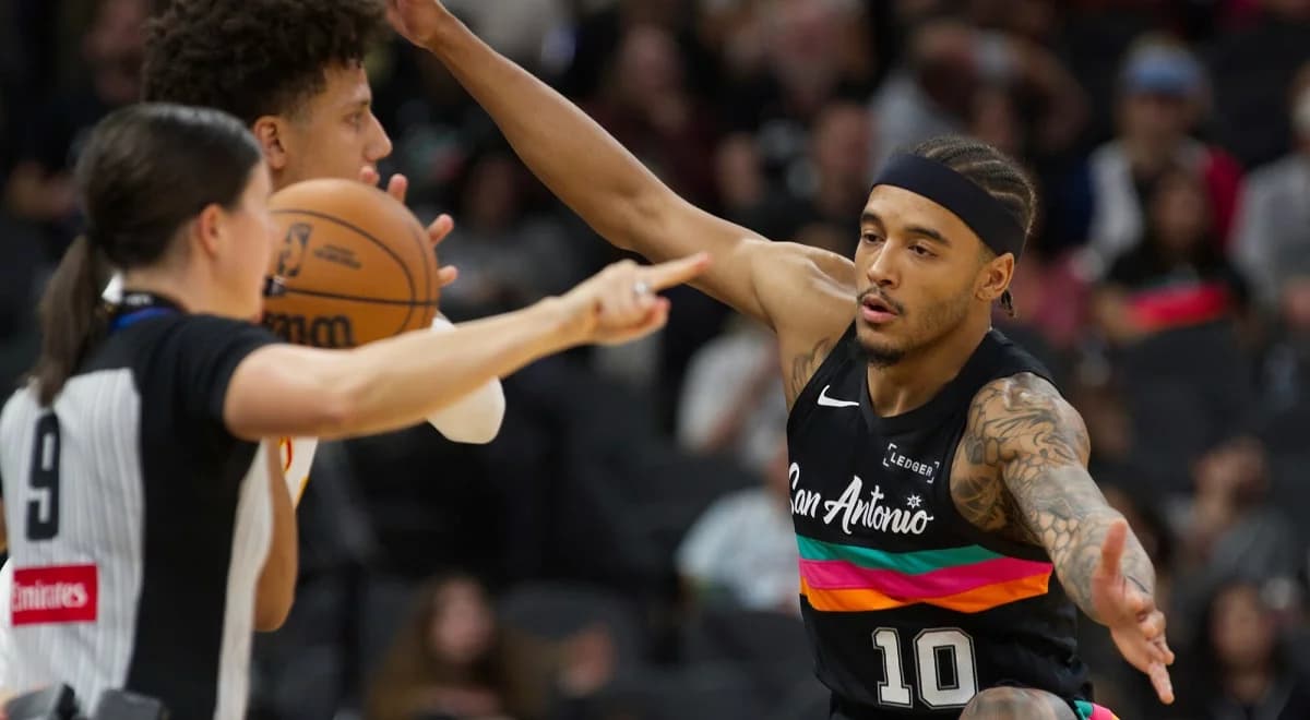 Spurs wygrywają, trener chwali Jeremy'ego Sochana. Wskazał jego główną cechę
