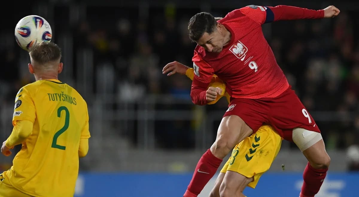 Football: Poland’s Lewandowski sidelined with hamstring injury