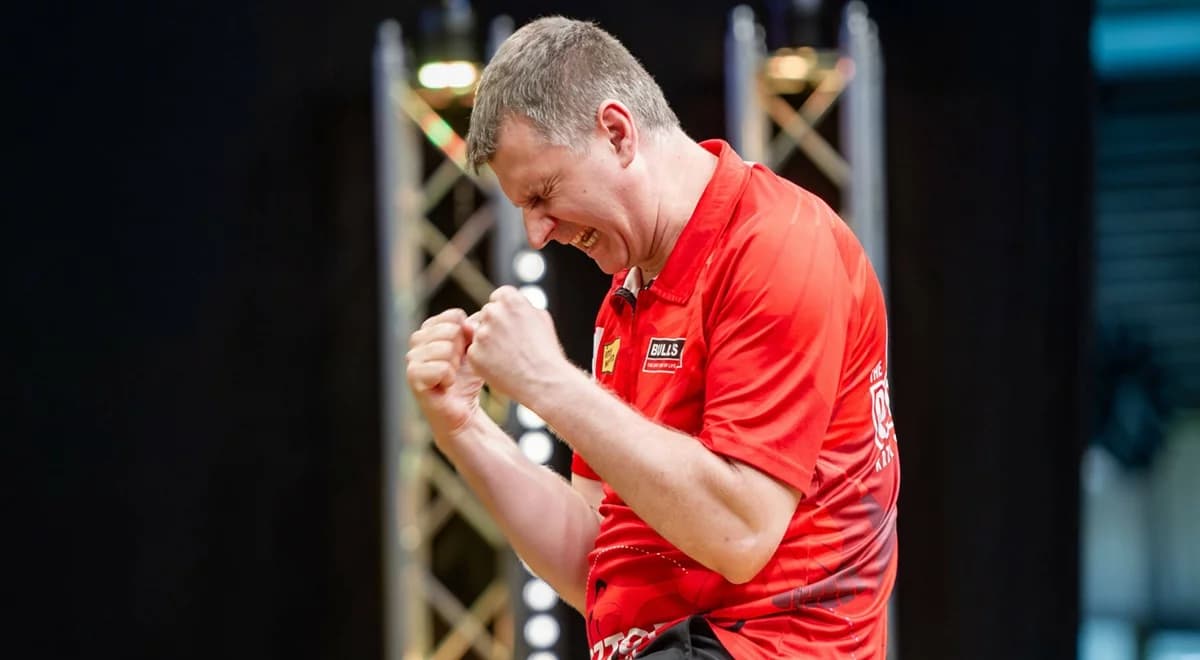 Krzysztof Ratajski uciekł spod topora. To był wielki powrót Polaka na MŚ w darcie