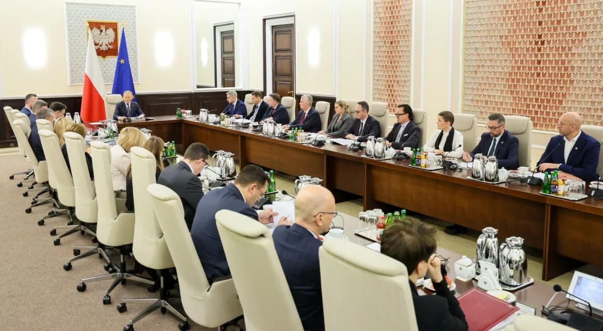 Dwa lata koalicji. "Brak wizji i wskazania kierunku to największe błędy"