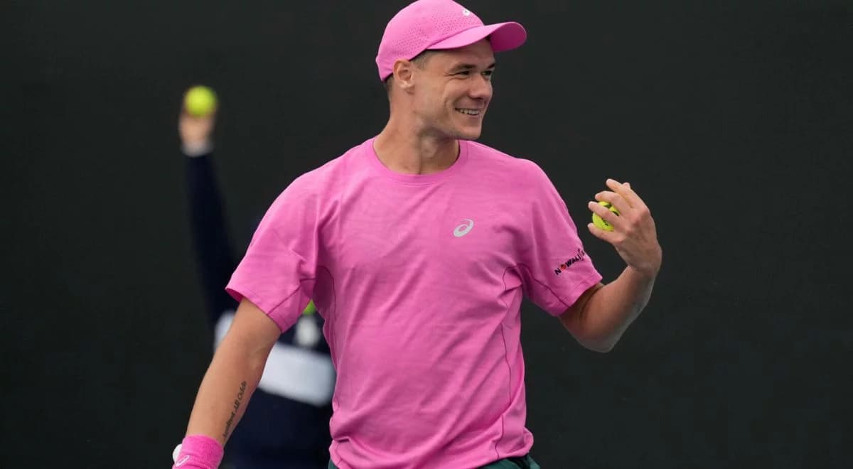 Prawie 3 godziny walki. Majchrzak zagra o ćwierćfinał w Marrakeszu  