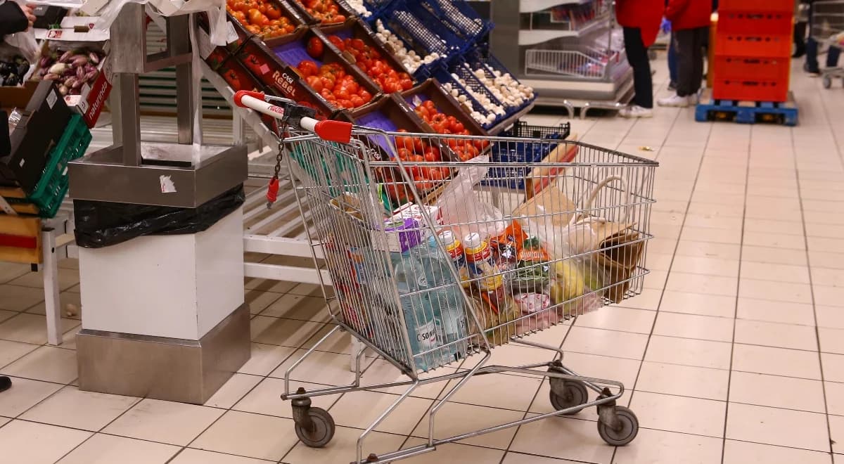 Sklepy w Wielki Piątek: godziny otwarcia [LISTA]
