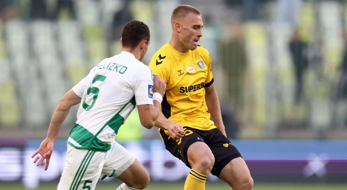 Probierz szykuje niespodziankę. Oskar Repka z GKS Katowice ma dostać powołanie do kadry