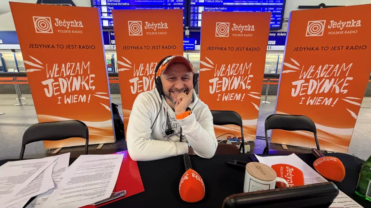 Sto lat Programu 1 Polskiego Radia. "Sygnały dnia" z Dworca Centralnego w Warszawie