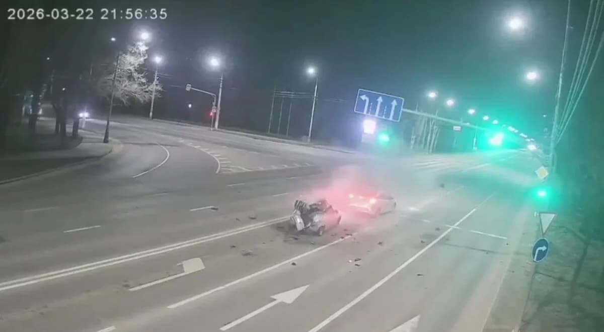 Makabryczny wypadek. Motocykl rozpadł się na części