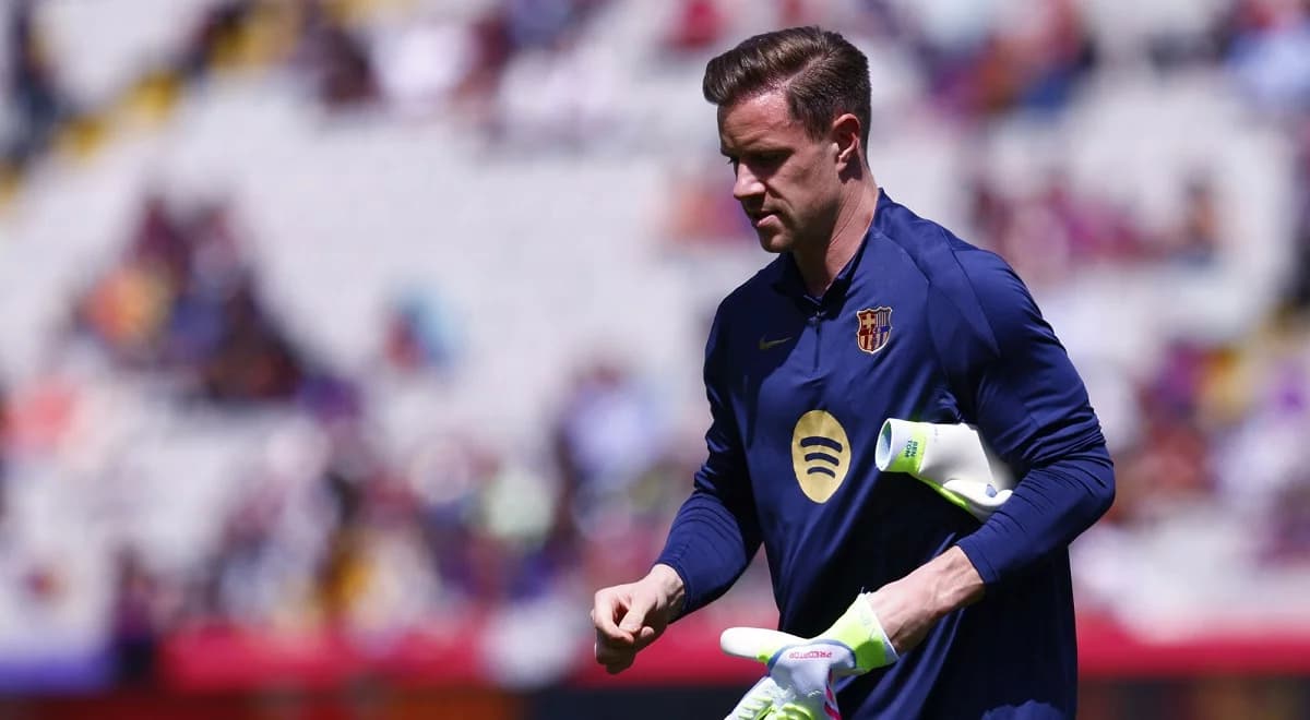 Ter Stegen przeszedł operację. Rywala Szczęsnego czeka długa przerwa