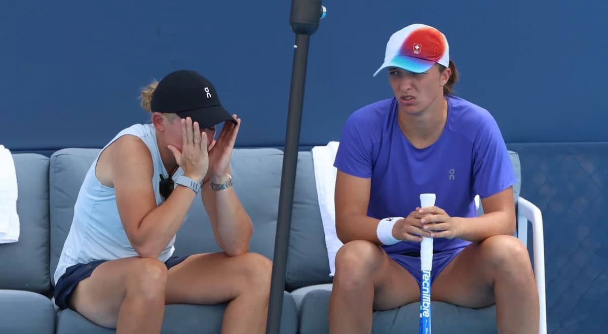 "Czy to jest normalne?". Smokowski bez ogródek o relacji Świątek z Abramowicz