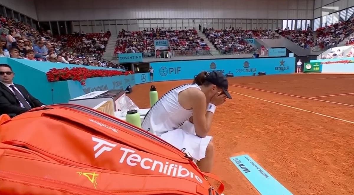 Iga Świątek skreczowała w meczu z Ann Li. Problemy zdrowotne Polki w Madrycie