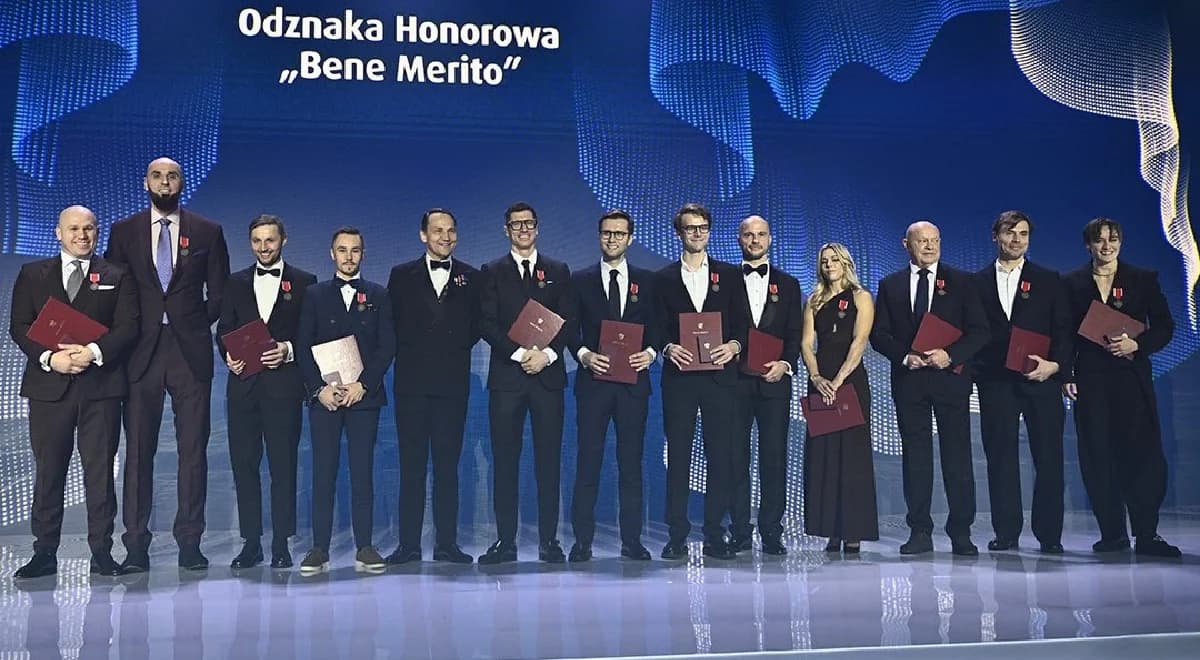 Lewandowski among athletes honoured for promoting Poland abroad