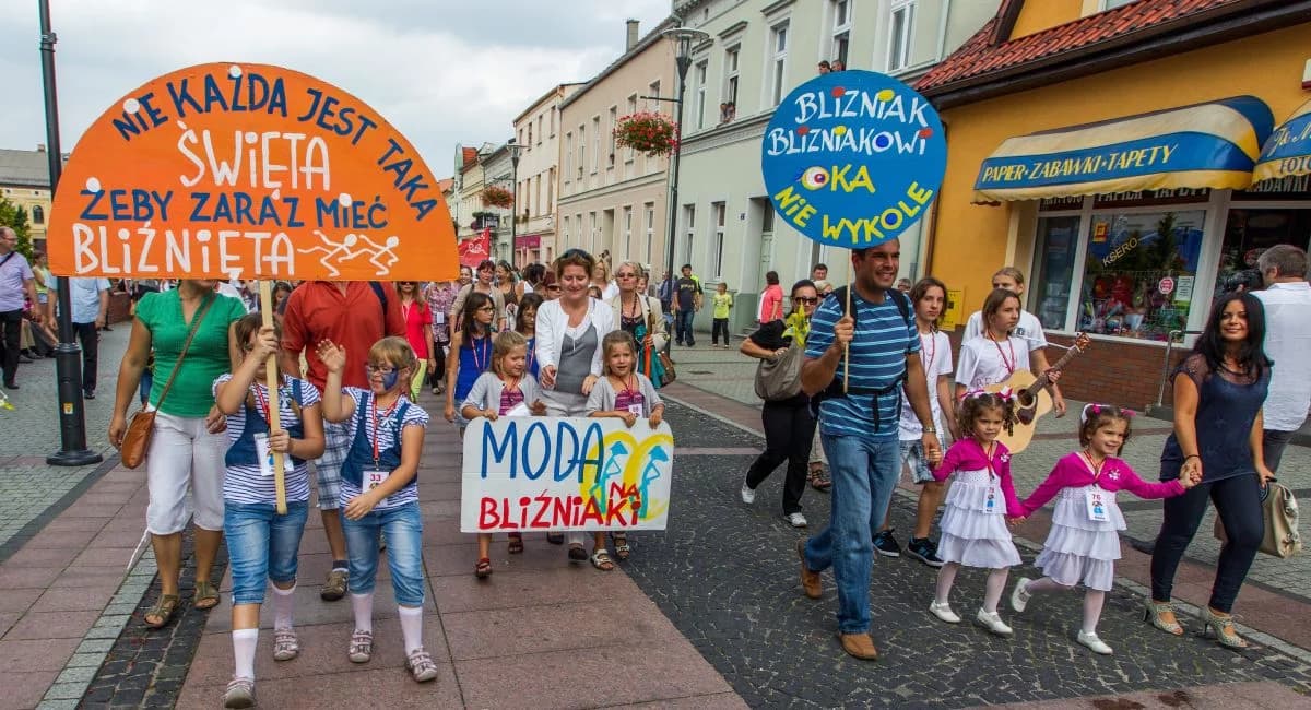 Wakacyjny kalendarz zjazdów niecodziennych. Gdzie wybrać się latem?