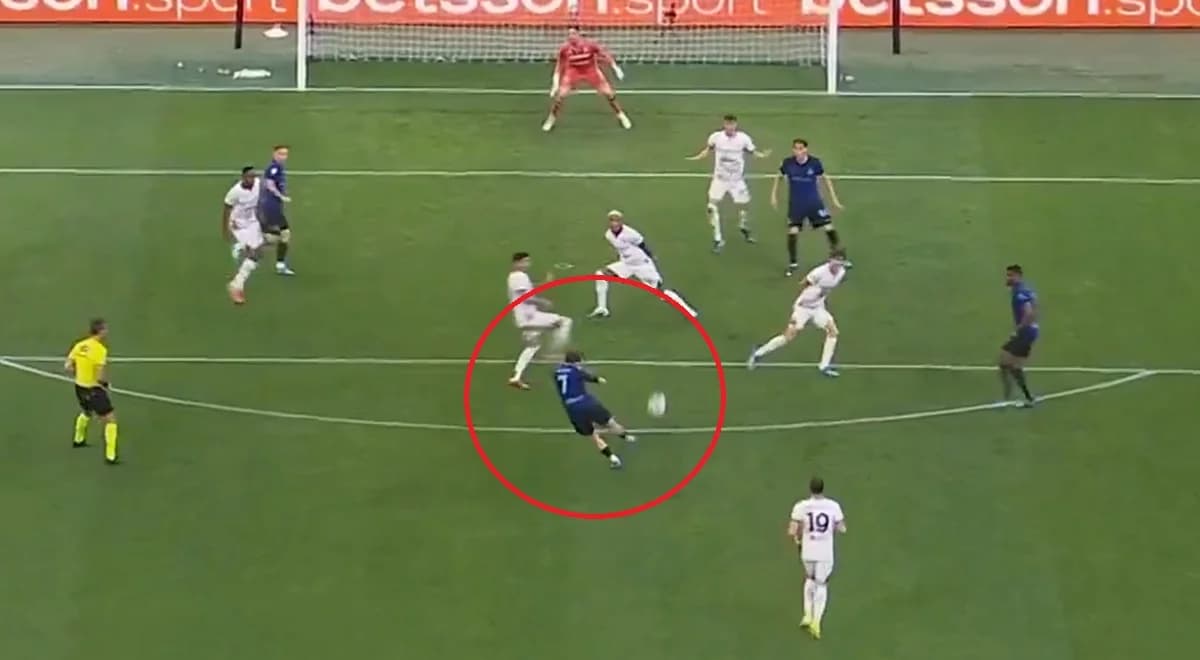 Piotr Zieliński uderzył jak z armaty. To był cudowny gol Polaka [WIDEO]