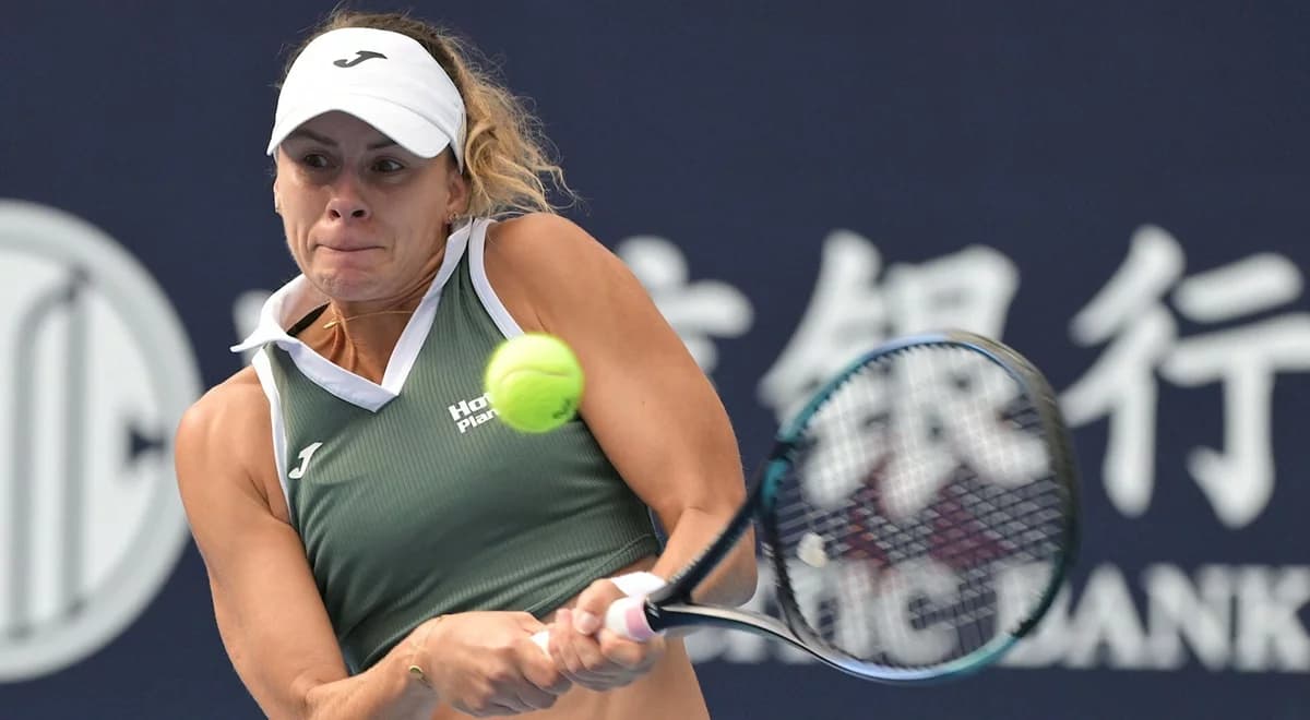 WTA Wuhan. Zamieszanie po meczu Linette. Przerwany wywiad Polki