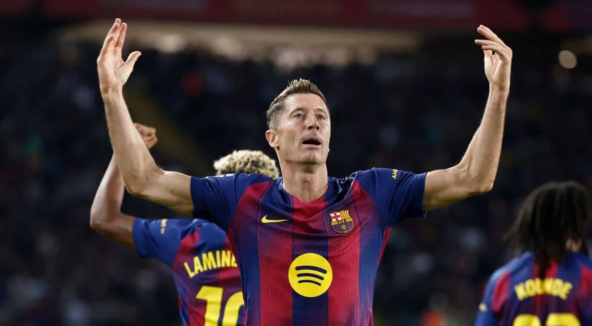 Zmiana planów wobec Roberta Lewandowskiego. Nowy wątek ws. Barcelony