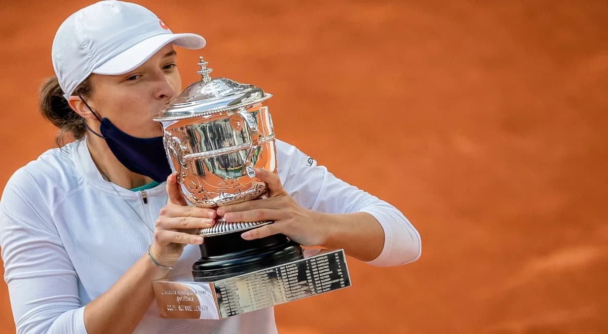 Miała tylko 19 lat i zaczęła pisać historię. Tak Świątek wygrała Roland Garros