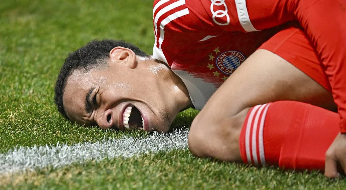 Makabryczna kontuzja Jamala Musiali. Awans PSG w cieniu dramatu