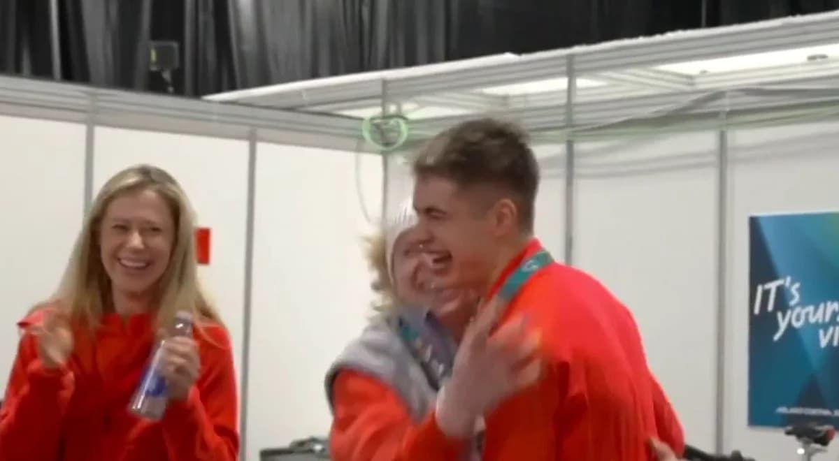 To trzeba zobaczyć. Czyste szaleństwo Semirunnija po zdobyciu medalu