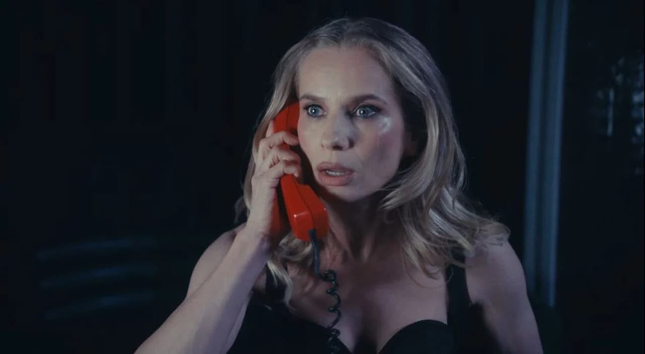 Magdalena Cielecka w teledysku Kasi Lins. "Historia wymyka się jednej interpretacji"