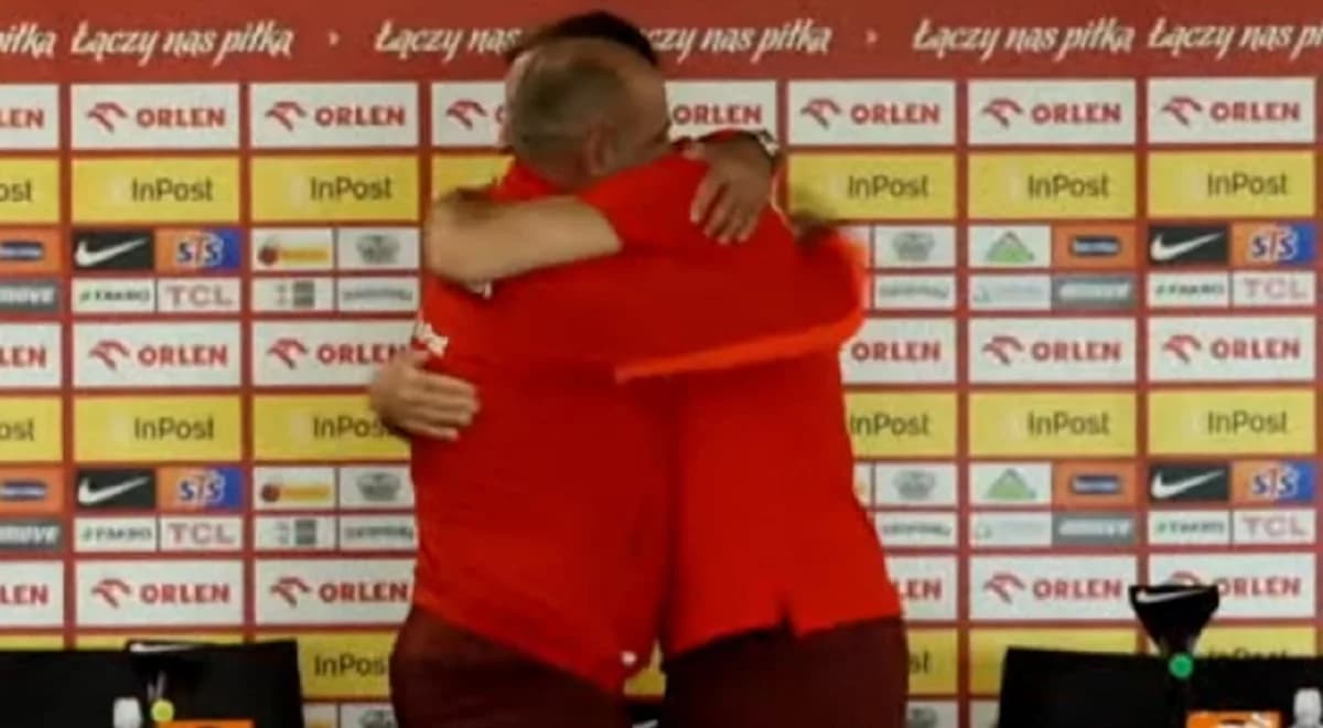 Wzruszające sceny na konferencji kadry. Dziennikarze zgotowali owację Grosickiemu