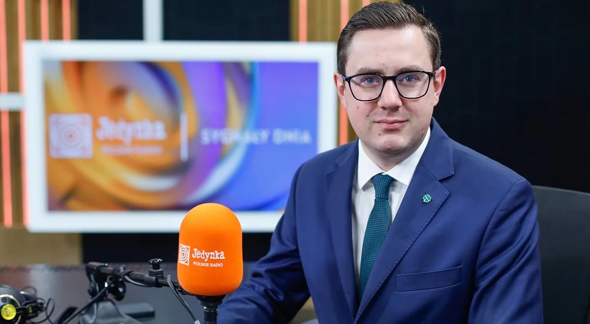 Ustawa wiatrakowa i mrożenie cen energii. Motyka liczy na podpis prezydenta 